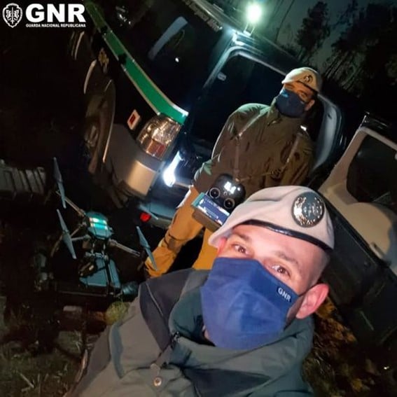 Misión de búsqueda y rescate con dron.